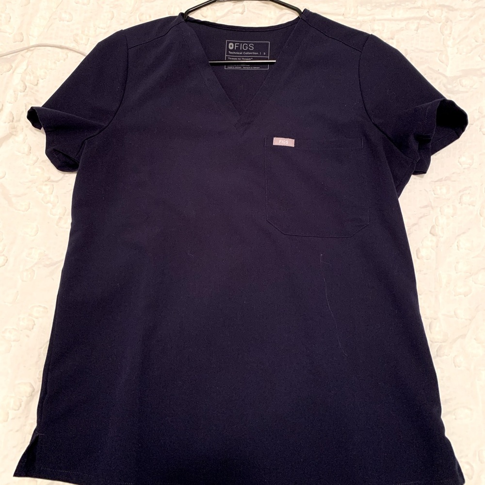 Figs Catarina scrub top